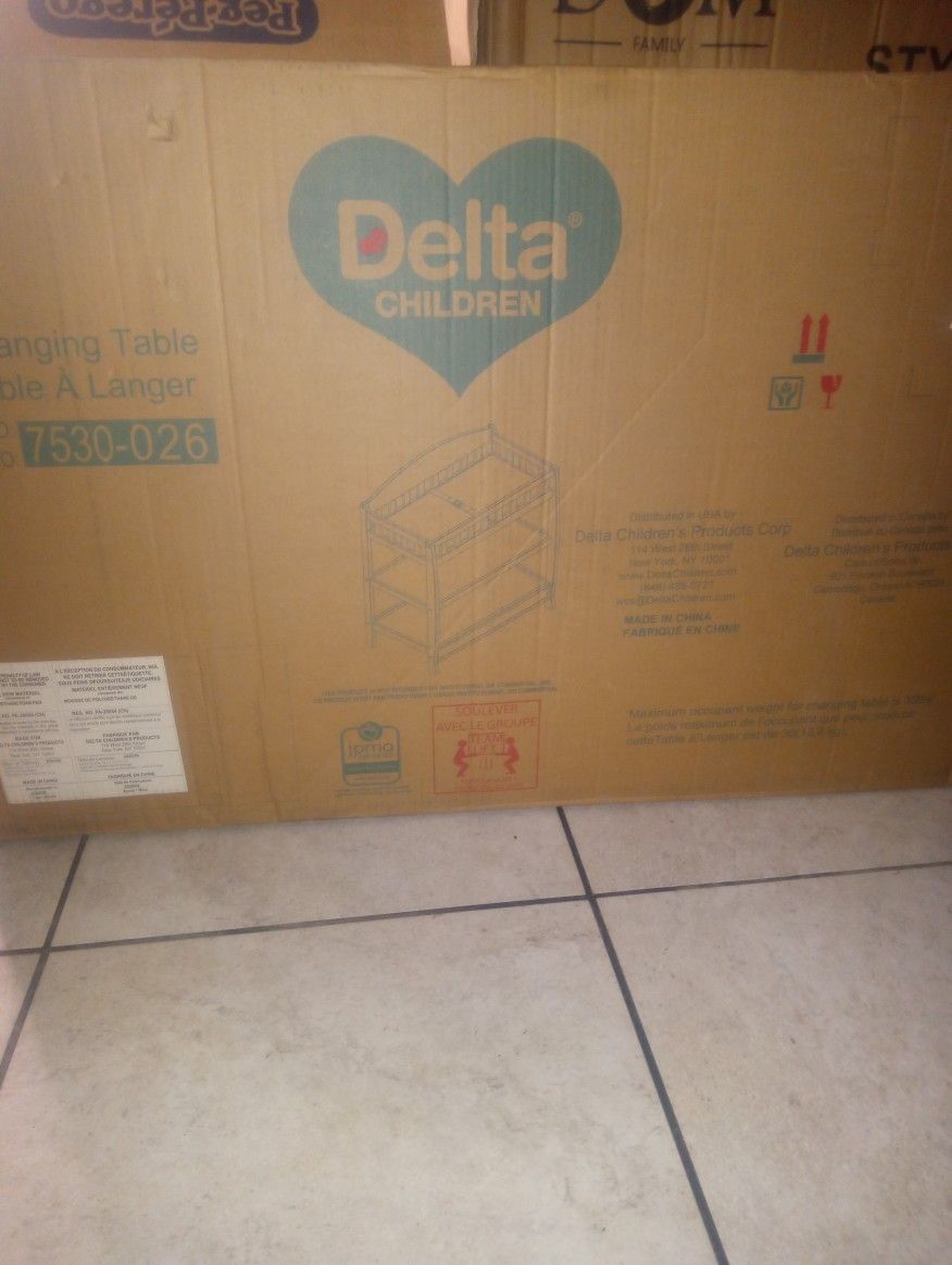 Delta Children Changing Table