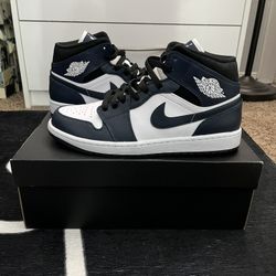 Jordan 1 Mid Armory Navy New Size 9.5