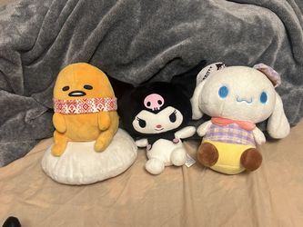 Sanrio Plushies 