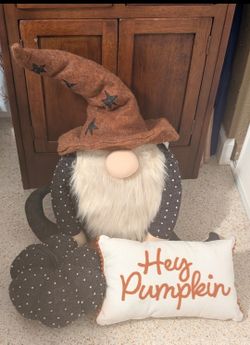 Thanksgiving Decor. Troll, Pumpkin and Pillow