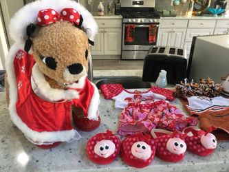 Build a bear w/assorted clothes (3) outfits