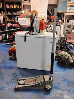 3 ton hy hydraulic jack $140
