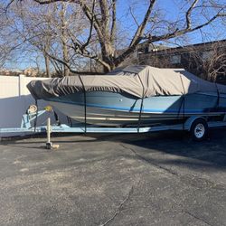 Boat, Fourwinns Open Bow 