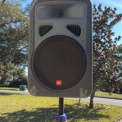 JBL Power 15” Speaker With Stand
