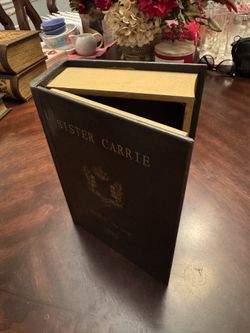 Sister Carrie - Vintage Fake Hidden Hollow Book
