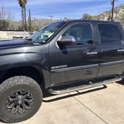 GMC Sierra 2010