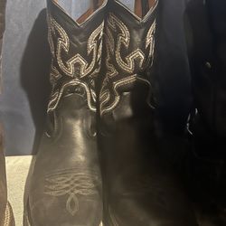 Botas Negros