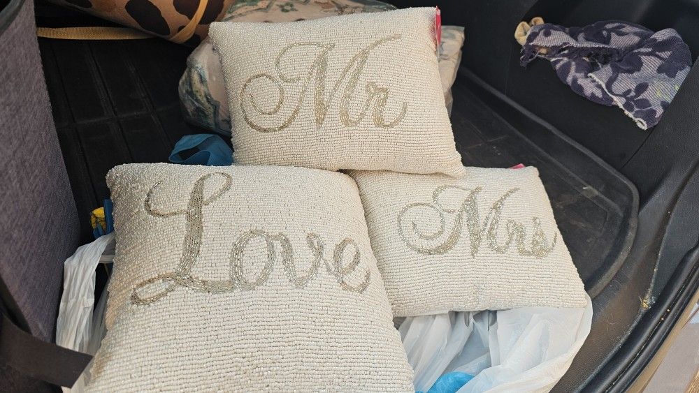Propose or Marriage Pillows