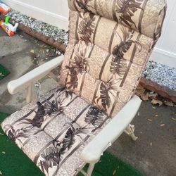 Folding Cushioned Classic Chair Set Of 5