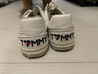 Tommy Hilfiger Shows