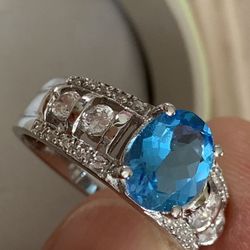 2.5 ct genuine swill blue topaz on sterling silver ring, size 7 and size 8
