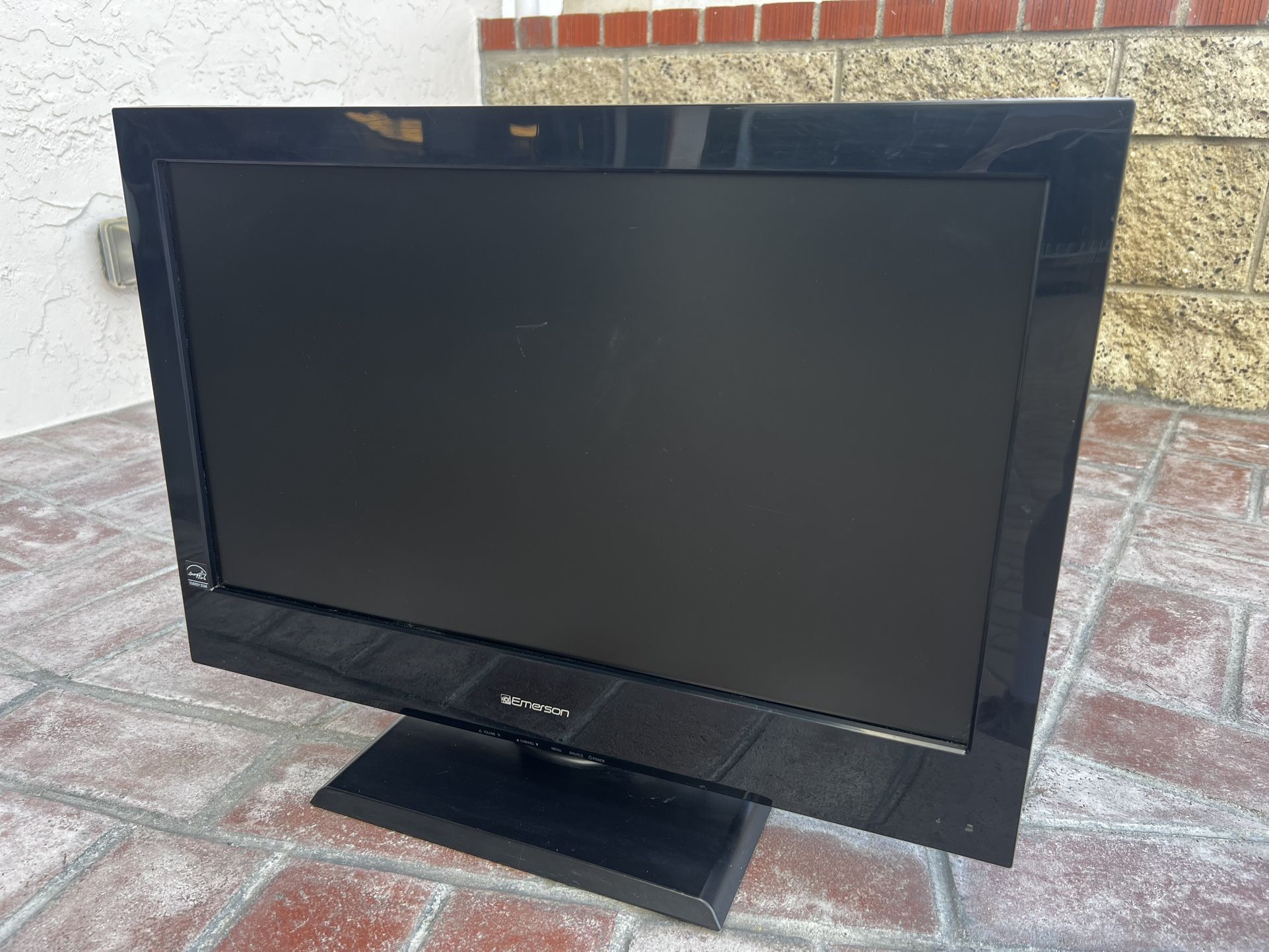 EMERSON TV