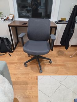 Free Poppin Office Chair