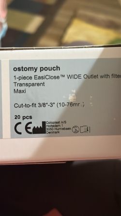 Ostomy pouch