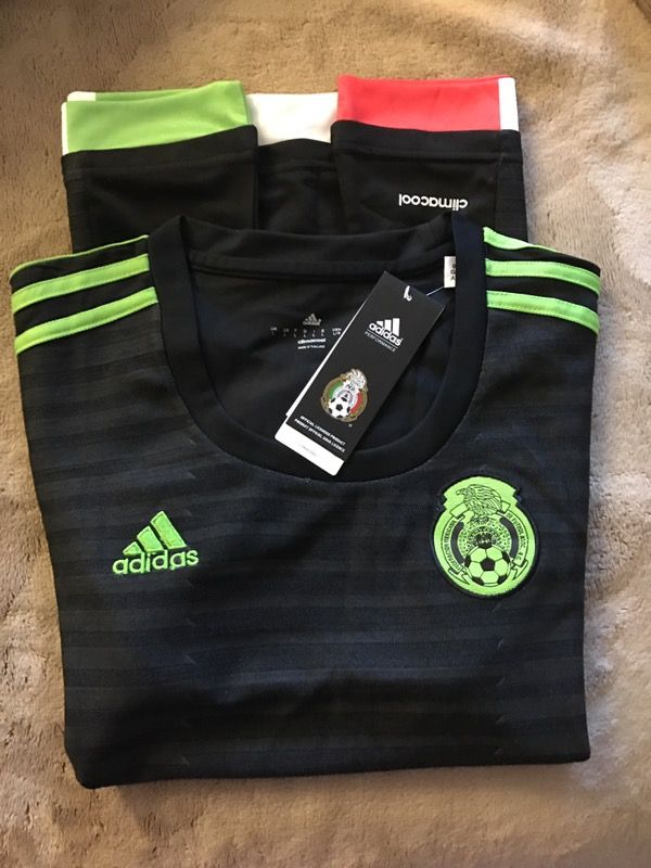 Adidas México away jersey