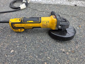 DEWALT COMMERCIAL 5" ANGLE GRINDER