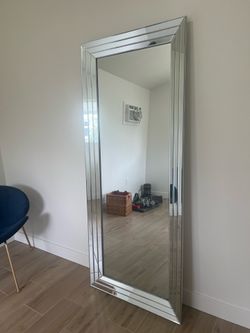 Full body mirror