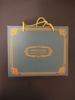 Bruntmor Ceramic Zodiac Mug Set - Constellation Mug, Horoscope Coffee or Tea Cup with Lid - Comes in a Box & Spoon - Unique Birthday Astrology Gifts f