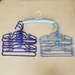 Blue Infant/Toddler Hangers (13)
