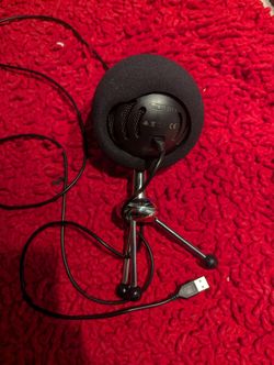 Blue snowball microphone