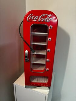 Coca-Cola Retro Mini Fridge