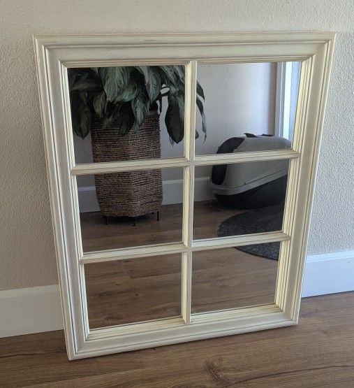 28" X 24" Wall Mirror 