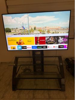 Samsung 50” Smart TV + Modern Glass TV Stand Bundle