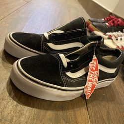 Size 5.5y New Vans 