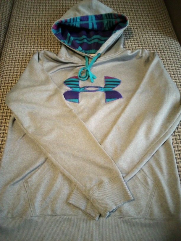 Under Armour Hoodie