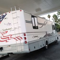 2000 ford fleetwood southwind