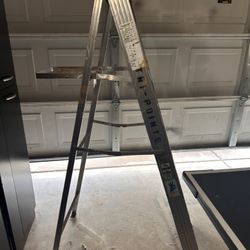 Aluminum Ladder 5 Steps  $20.00
