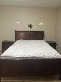 Ashley Furniture bedroom set