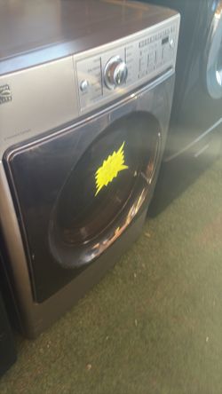 Nice Kenmore gas driyer