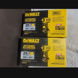 DEWALT

20-Volt Cordless 1/2 in. Impact Wrench (Tool-Only) w/Bare 20V 3/8 in. Impact Wrench 

