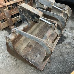 Bobcat Bucket