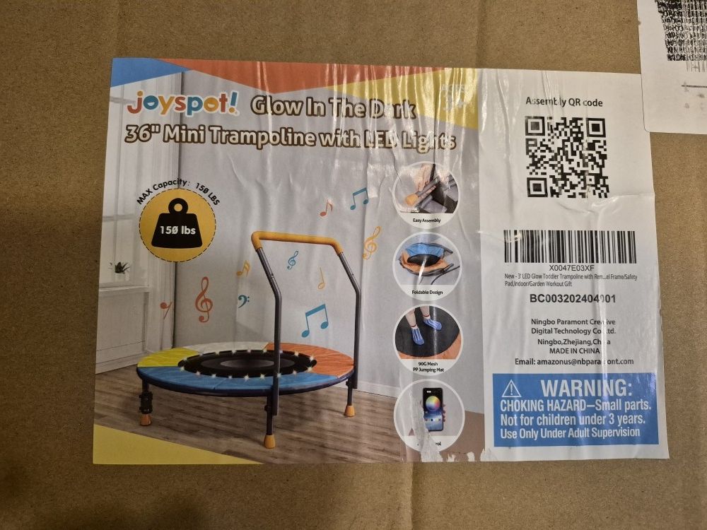 Kids trampoline w/LED lights