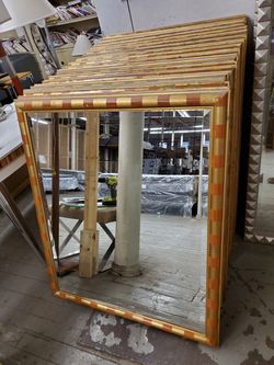 Hotel style mirror in excellent condition