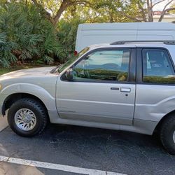 2001 Ford Explorer Sport