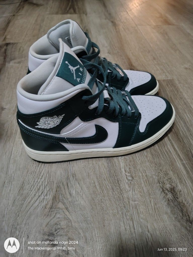 Jordan 1s Mid Dark Teal And White.