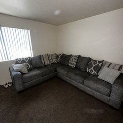 Sectional Couch 
