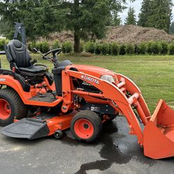 2014 Kubota BX2370 4x4 Tractor w/ mowing deck