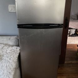 Apartment Refrigerator 