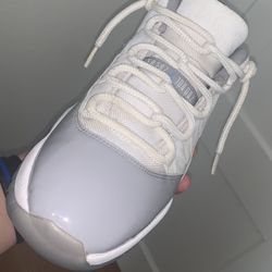 Jordan 11 Cement Grey Low 