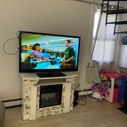Fireplace  Can Be Used Like A Tv Stand