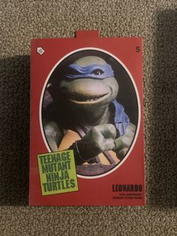 Neca Teenage Mutant Ninja Turtles Leonardo in original box