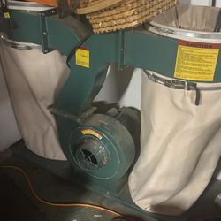 Grizzly Shop Vacuum 
