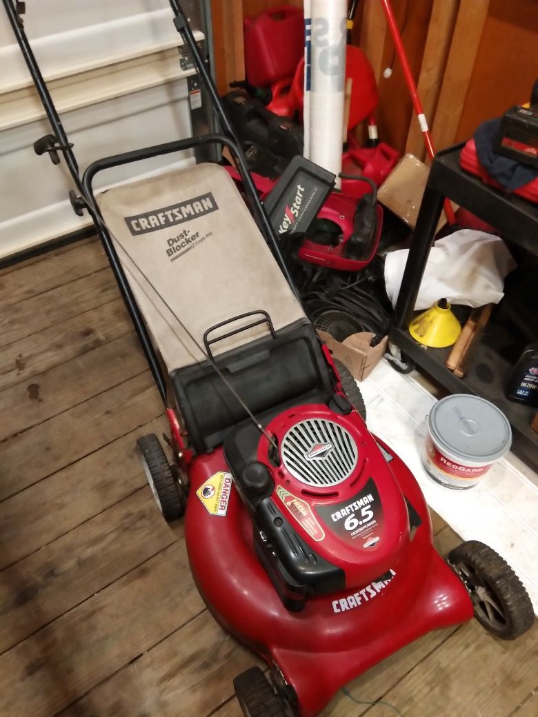 Craftsman push lawnmower with bag $80