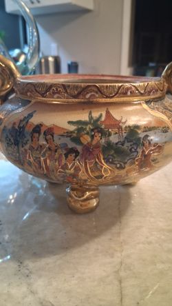 Satsuma  Earthenware