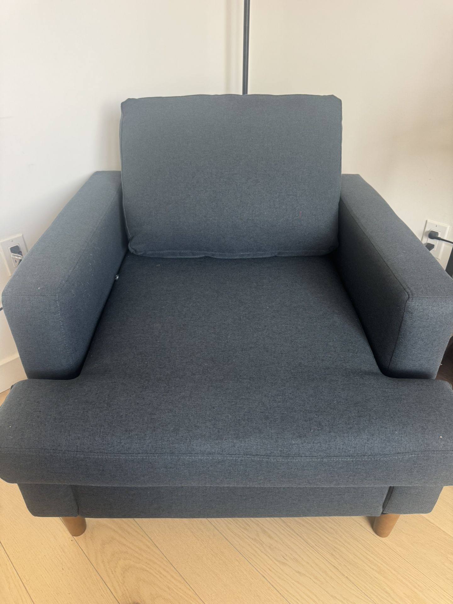 Armchair: AllModern, Laine Armchair Navy,