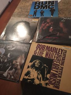 Records Tupac bob Marley three 6 mafia